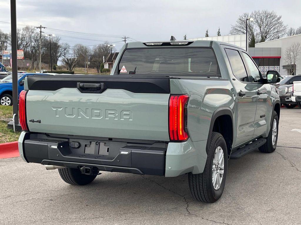 new 2024 Toyota Tundra car