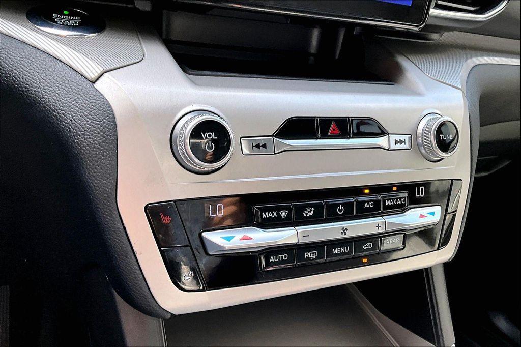 used 2021 Ford Explorer car, priced at $25,900