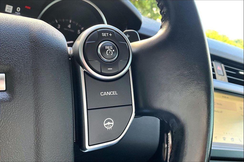 used 2018 Land Rover Discovery car, priced at $18,900