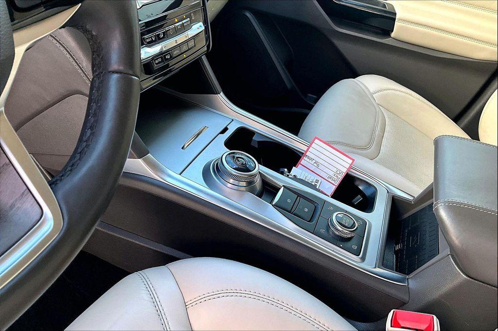 used 2021 Ford Explorer car, priced at $29,823