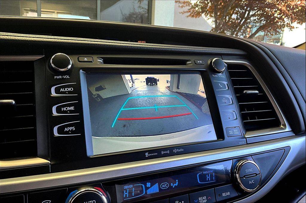 used 2017 Toyota Highlander car, priced at $17,799