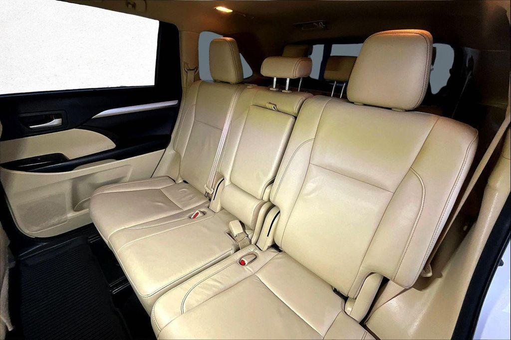 used 2017 Toyota Highlander car, priced at $17,799