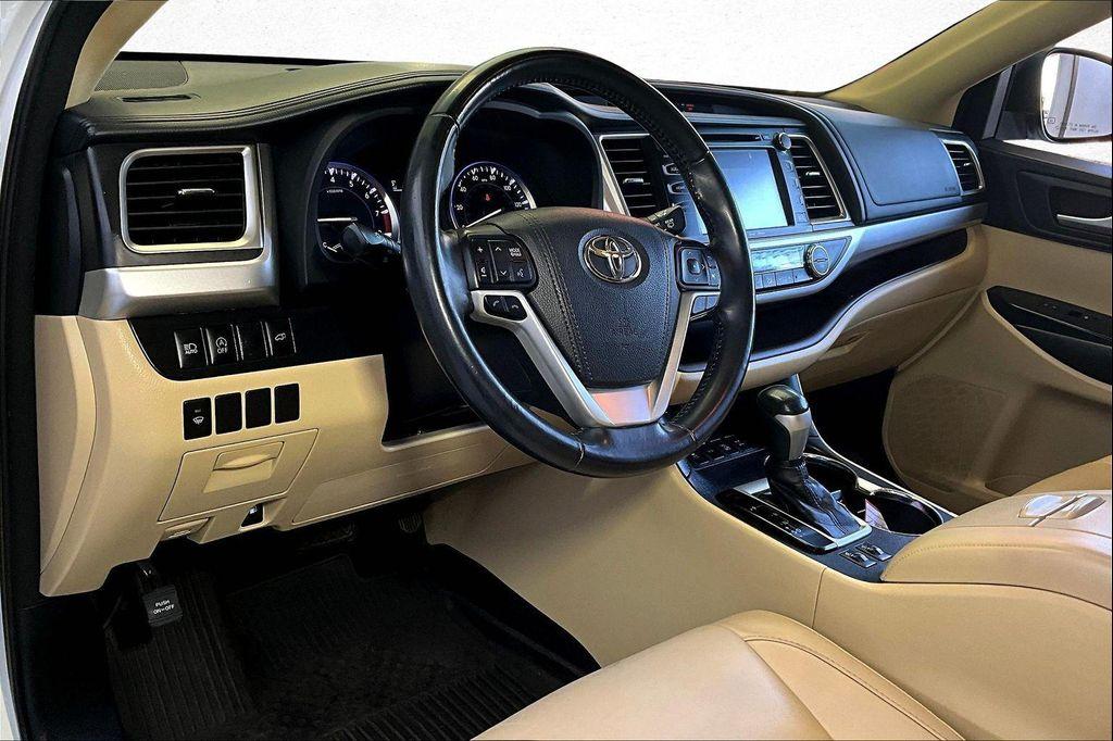 used 2017 Toyota Highlander car, priced at $17,799