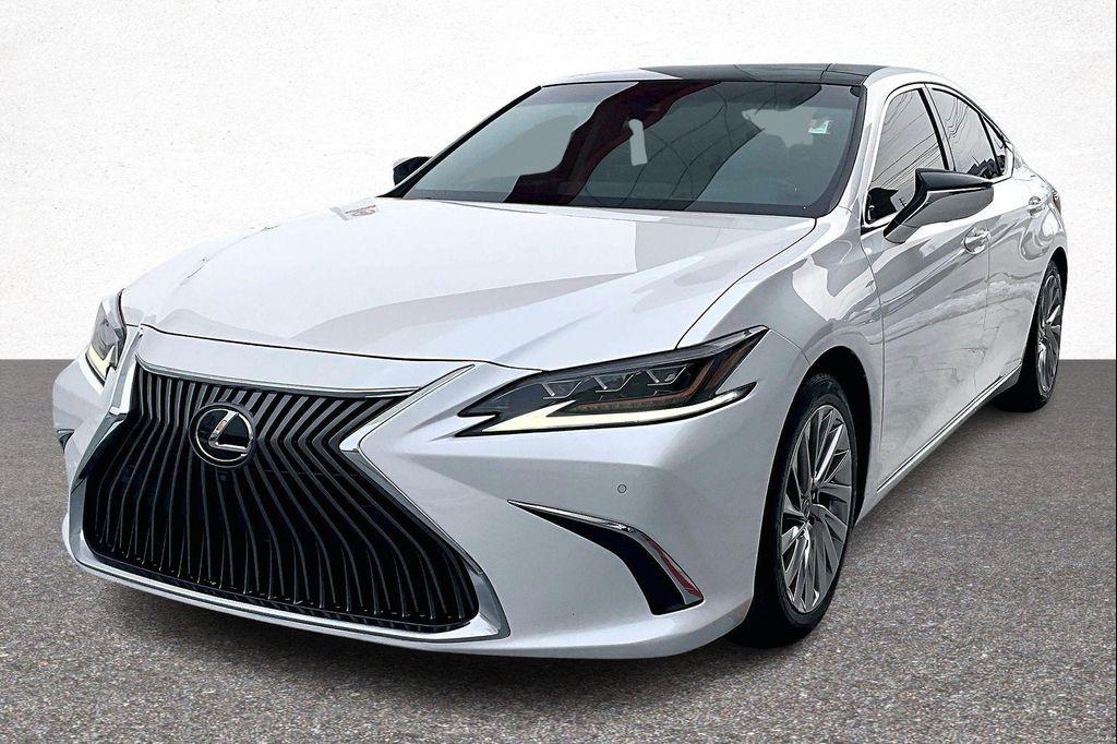 used 2021 Lexus ES 350 car, priced at $35,423