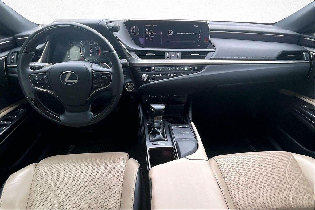 used 2021 Lexus ES 350 car, priced at $35,423
