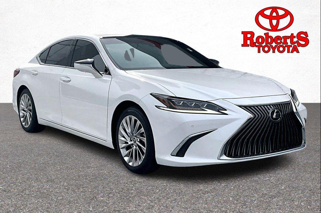 used 2021 Lexus ES 350 car, priced at $35,423