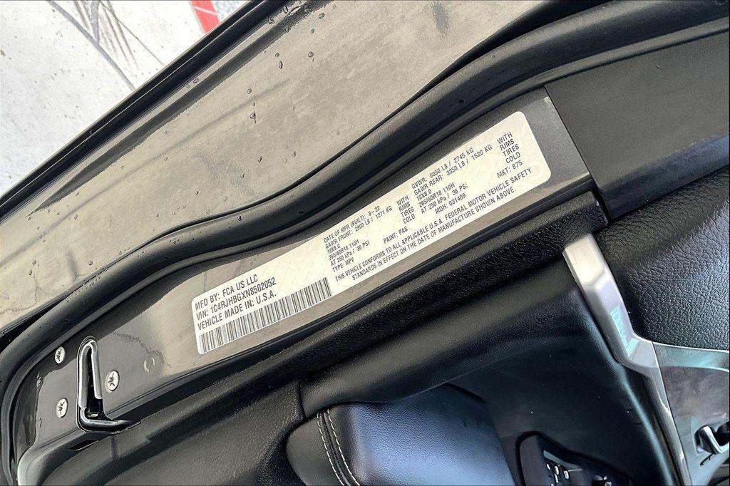 used 2022 Jeep Grand Cherokee car, priced at $28,800