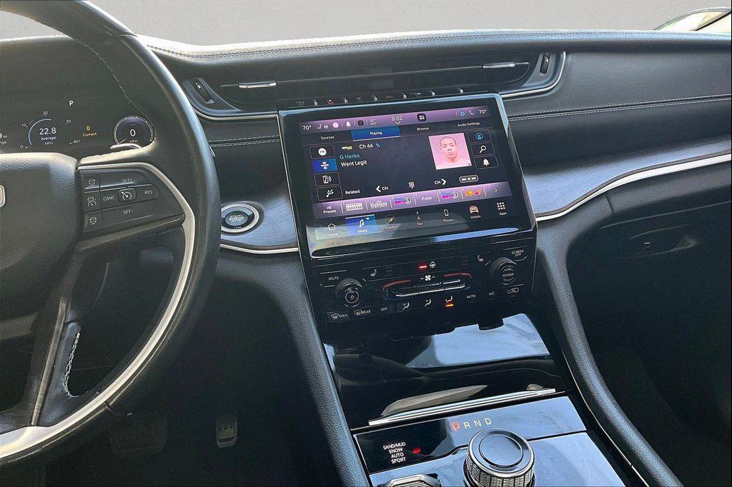 used 2022 Jeep Grand Cherokee car, priced at $28,800