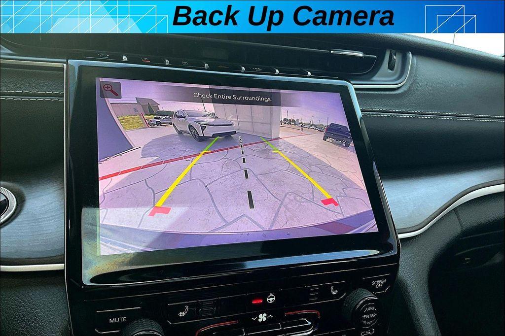 used 2022 Jeep Grand Cherokee car, priced at $28,800