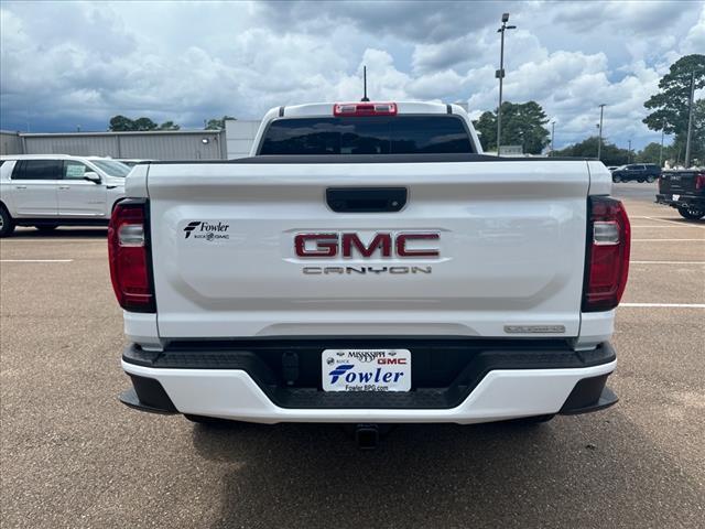 new 2024 GMC Canyon car