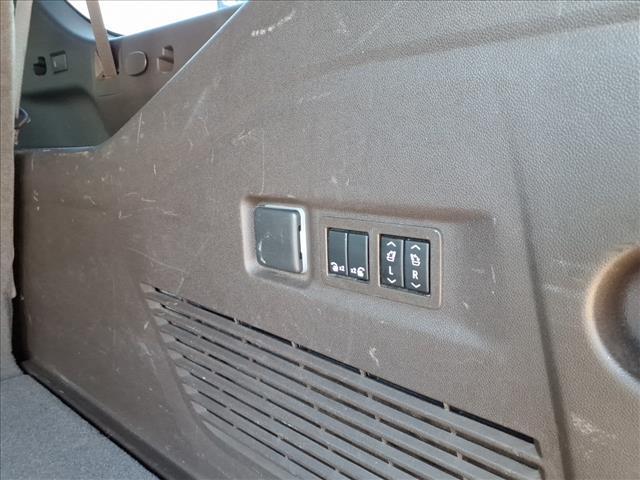 used 2023 GMC Yukon XL car, priced at $46,988