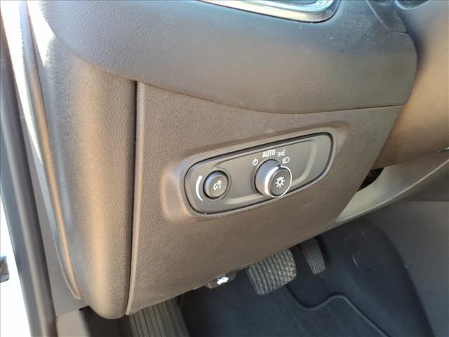 used 2021 Chevrolet Equinox car, priced at $19,870