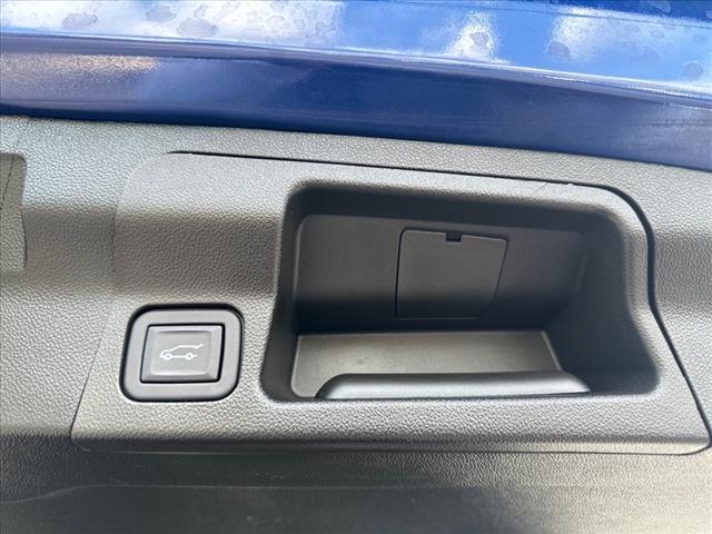 used 2023 GMC Acadia car, priced at $35,901