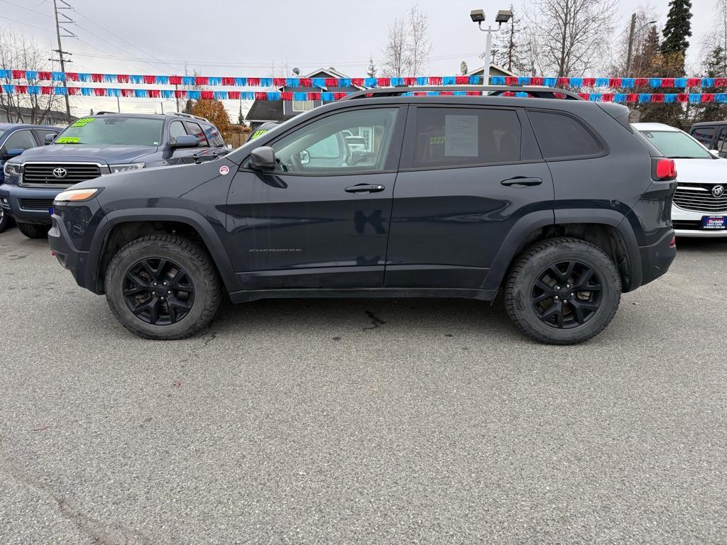 used 2018 Jeep Cherokee car, priced at $20,995