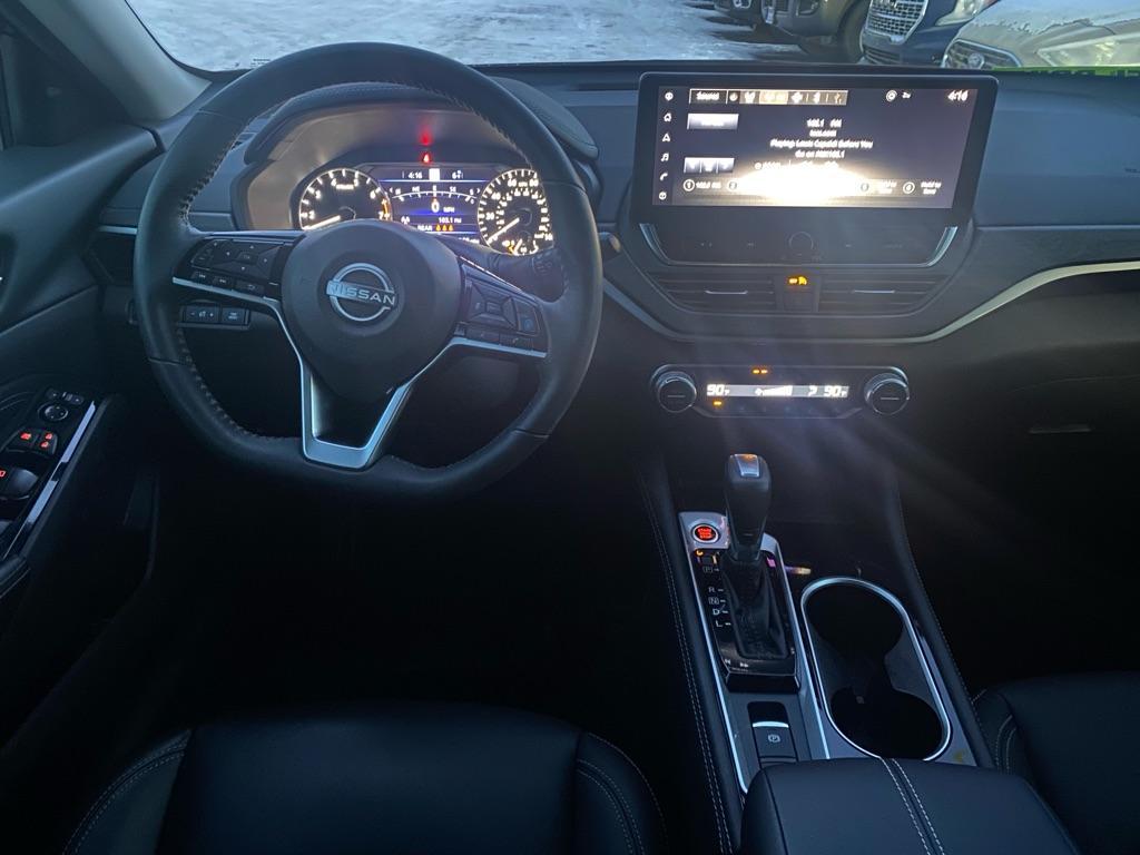 used 2023 Nissan Altima car, priced at $27,995