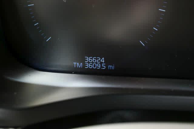 used 2021 Volvo XC60 car, priced at $23,544