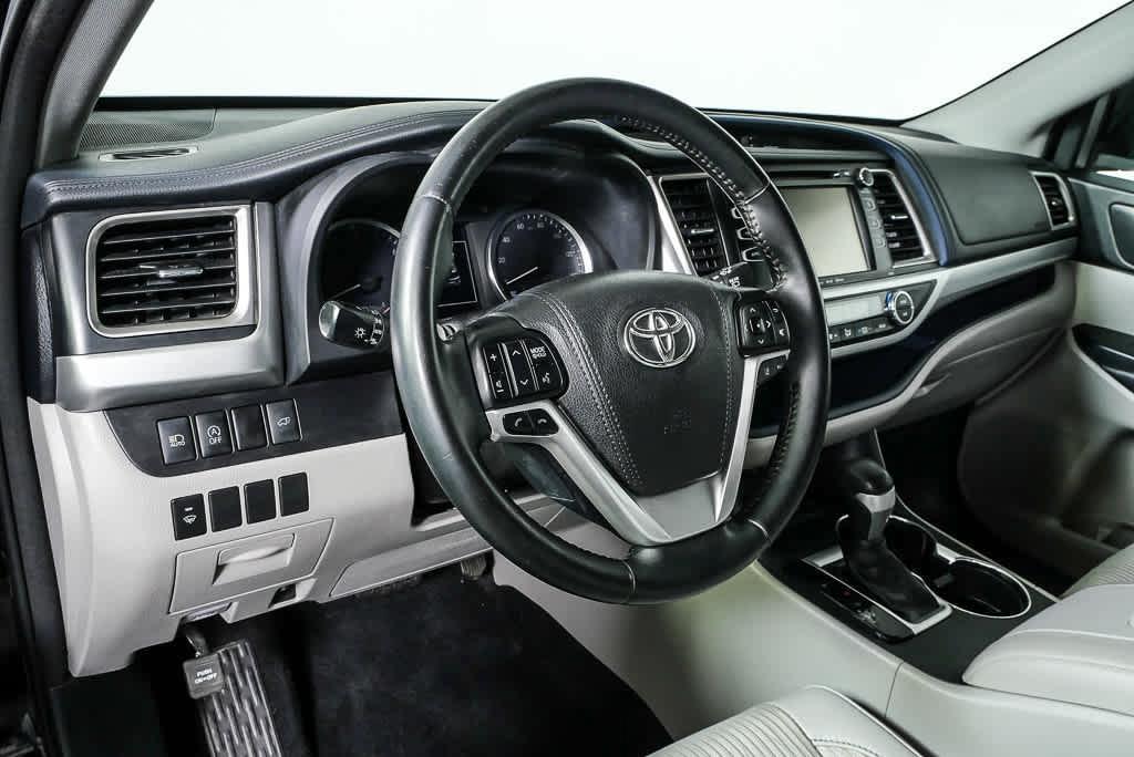 used 2017 Toyota Highlander car, priced at $16,549