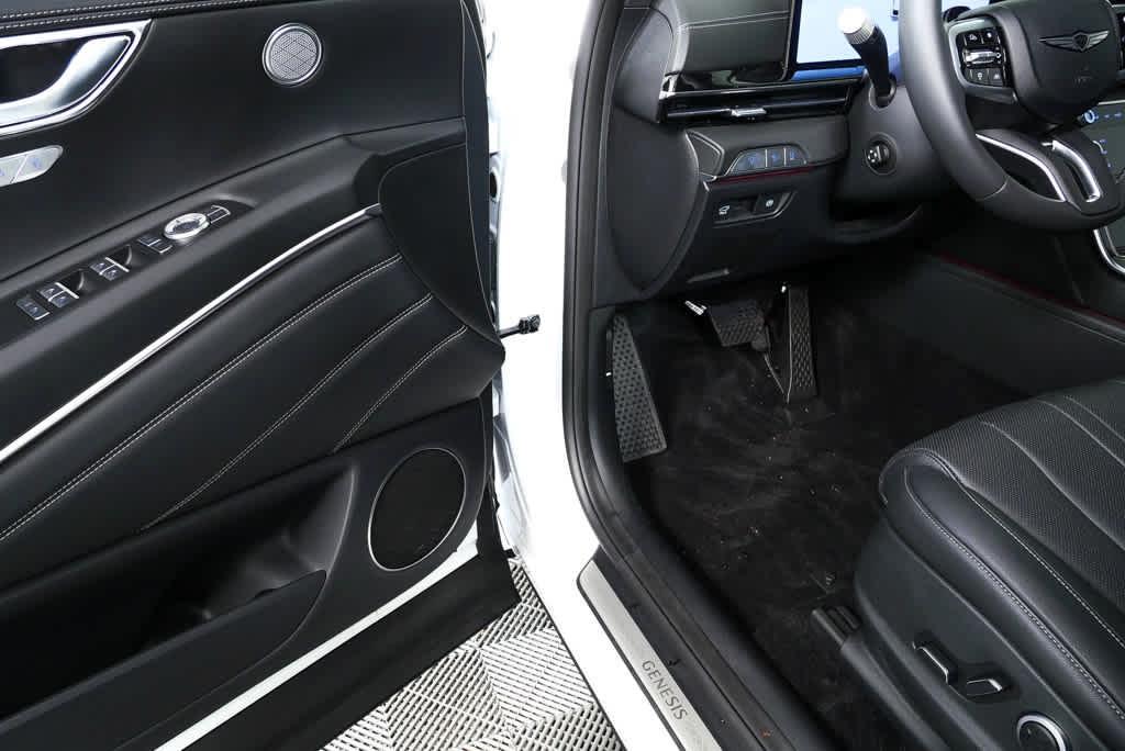 used 2026 Genesis GV80 car, priced at $49,995