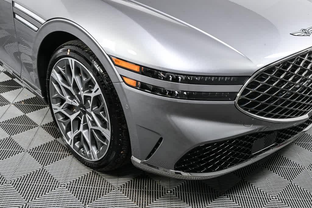 new 2026 Genesis G90 car, priced at $105,410