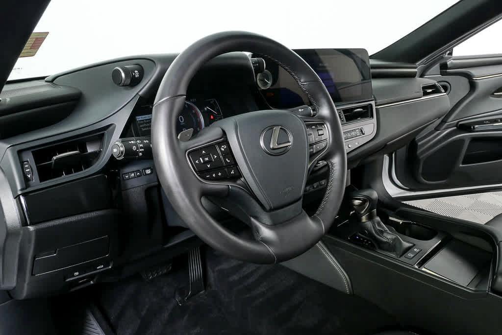 used 2023 Lexus ES 300h car, priced at $37,997
