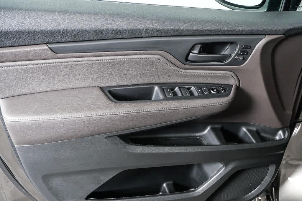 used 2018 Honda Odyssey car, priced at $19,994