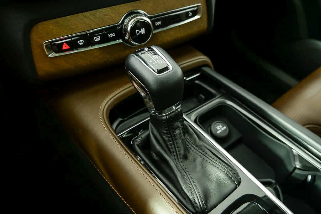 used 2019 Volvo XC90 car, priced at $26,792