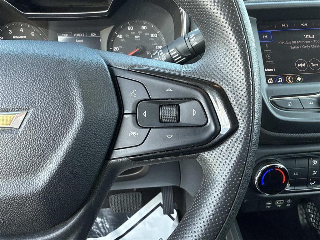 used 2022 Chevrolet TrailBlazer car, priced at $13,844
