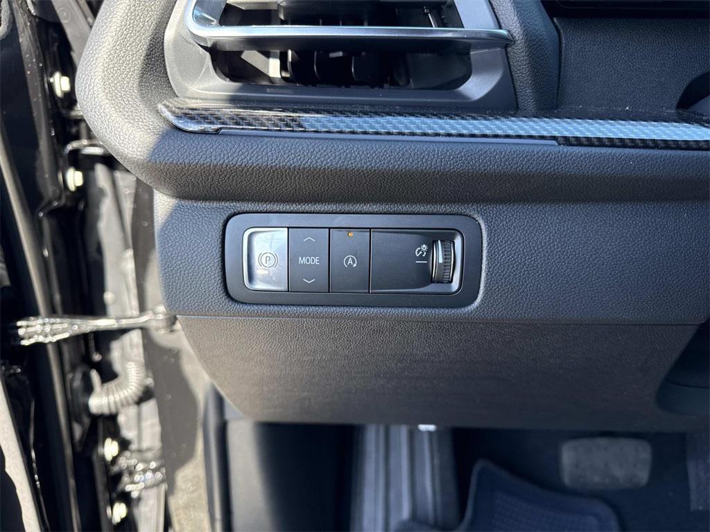 new 2026 Chevrolet Traverse car, priced at $54,372