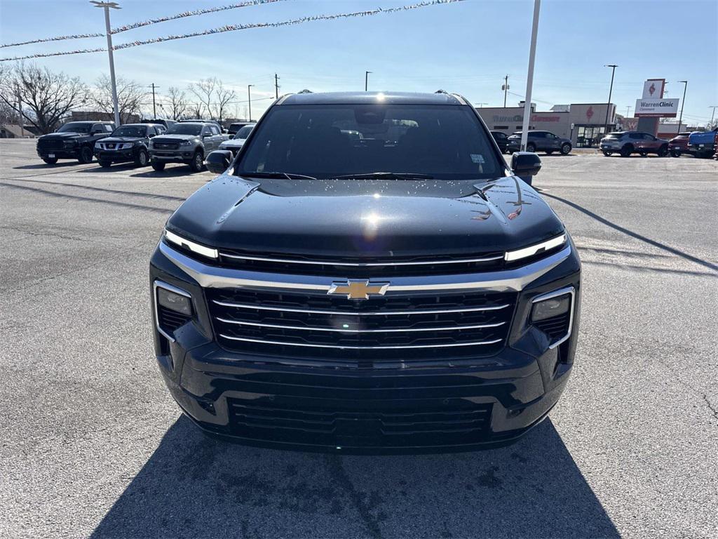 new 2026 Chevrolet Traverse car, priced at $54,372