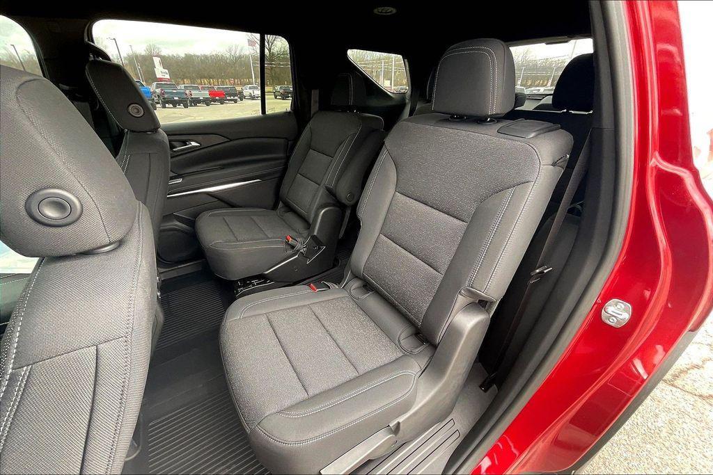 new 2026 Chevrolet Traverse car, priced at $43,885