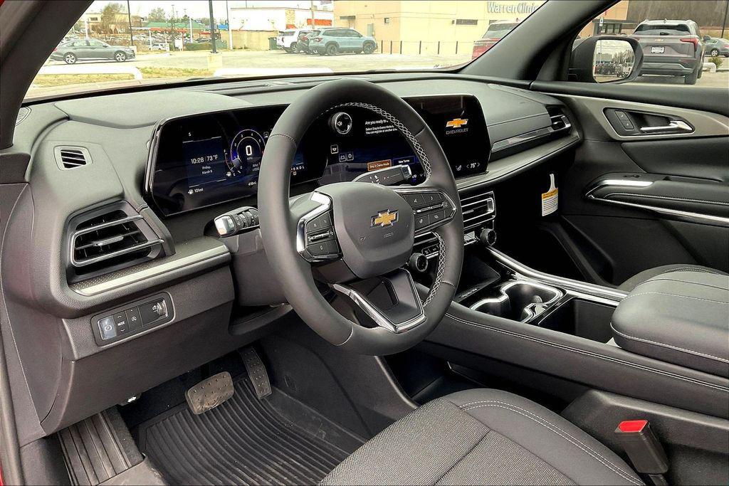 new 2026 Chevrolet Traverse car, priced at $43,885