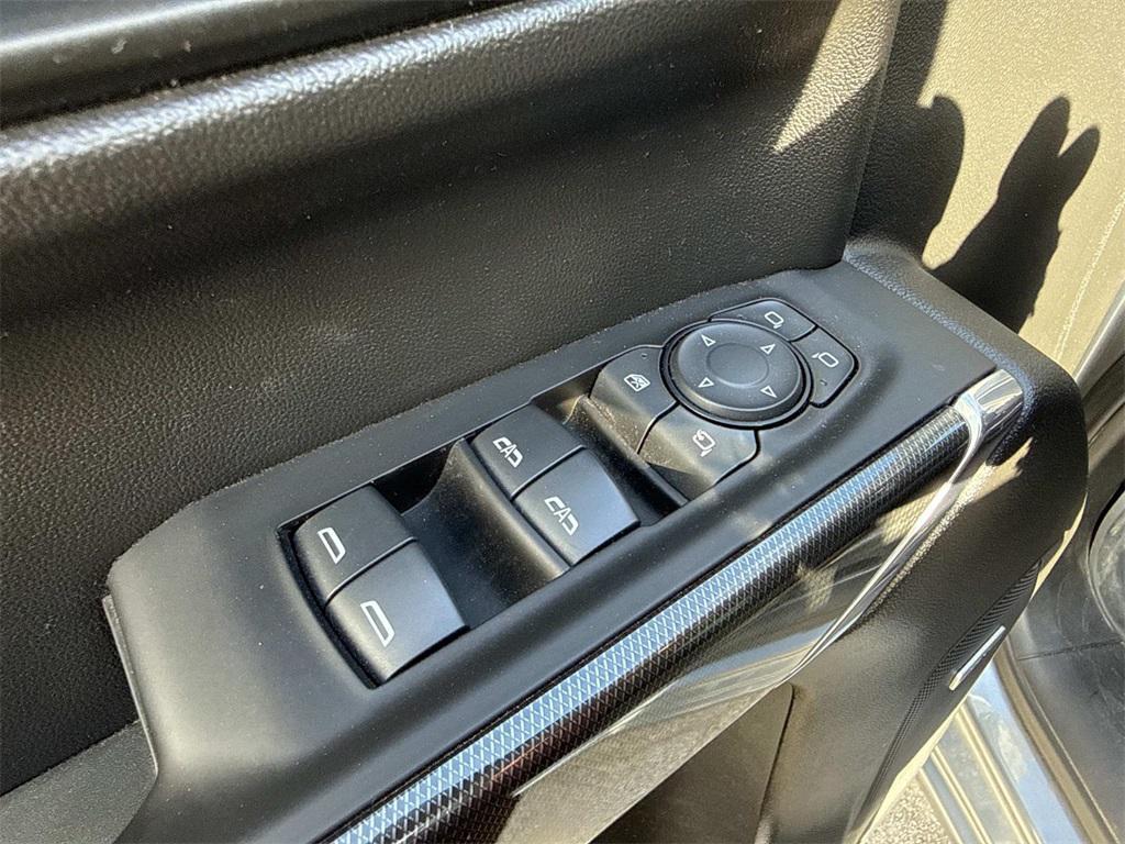 used 2021 GMC Sierra 1500 car, priced at $37,998