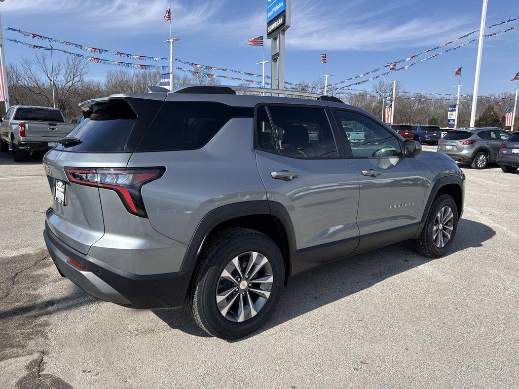 new 2026 Chevrolet Equinox car, priced at $30,494