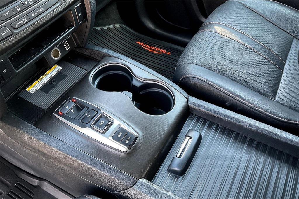 used 2022 Honda Passport car, priced at $29,772