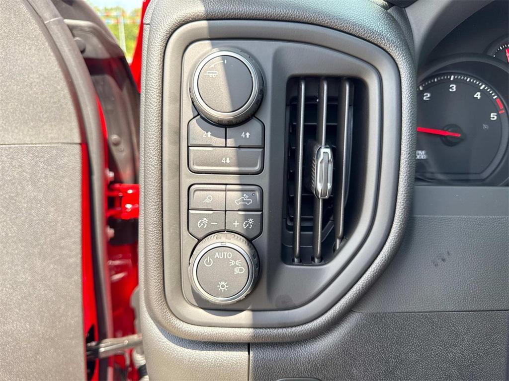 new 2025 Chevrolet Silverado 2500 car, priced at $61,498