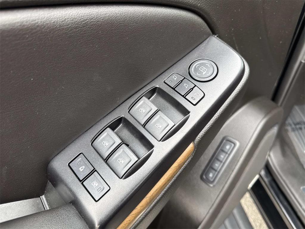 used 2020 GMC Yukon car, priced at $36,933