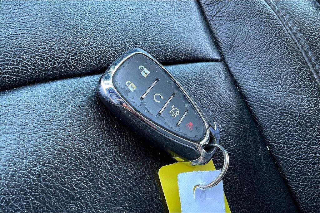 used 2018 Chevrolet Malibu car, priced at $11,714