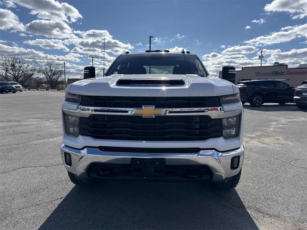 used 2024 Chevrolet Silverado 2500 car, priced at $47,316