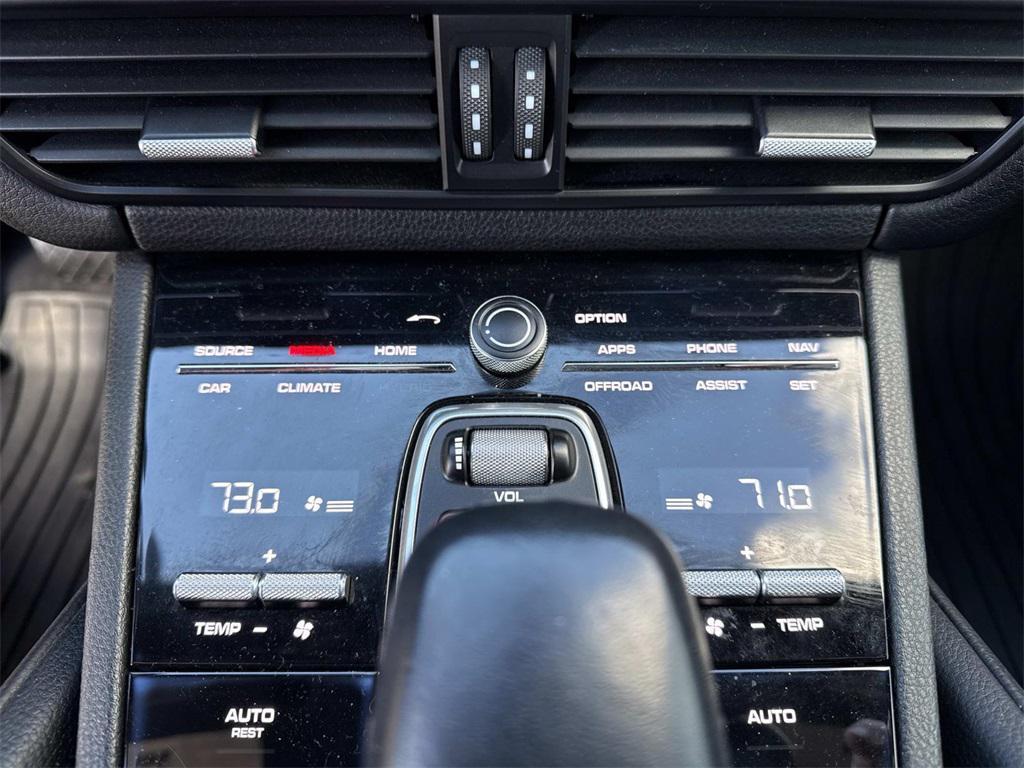 used 2019 Porsche Cayenne car, priced at $29,994