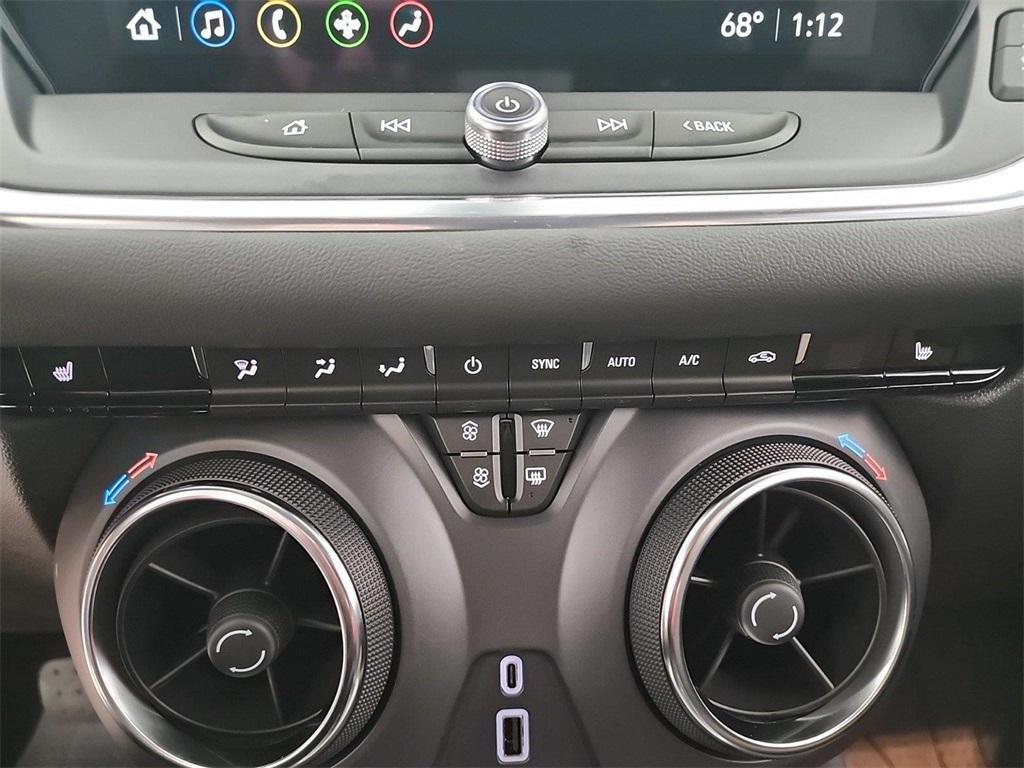 new 2025 Chevrolet Blazer car, priced at $34,352