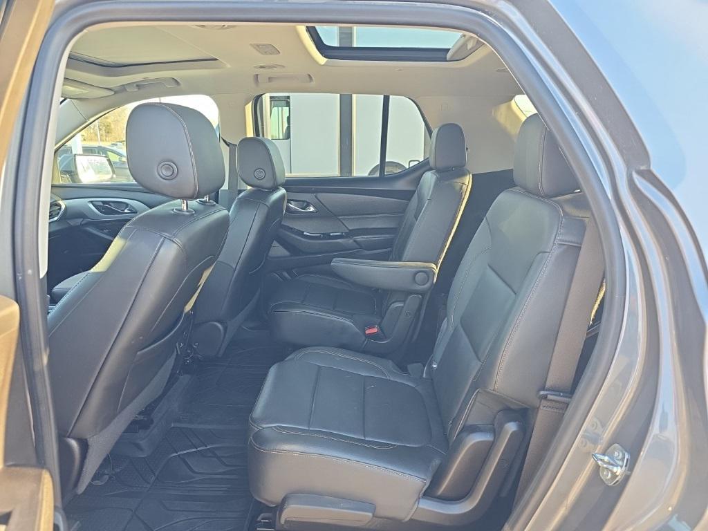used 2020 Chevrolet Traverse car, priced at $23,143