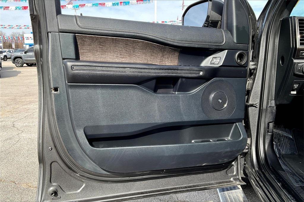 used 2019 Ford Expedition car, priced at $22,418