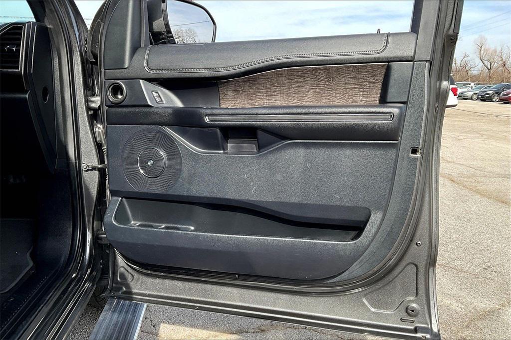 used 2019 Ford Expedition car, priced at $22,418