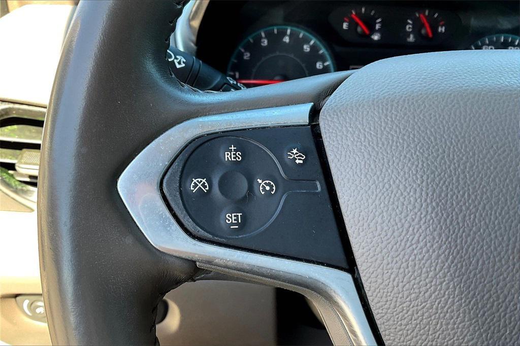 used 2021 Chevrolet Traverse car, priced at $22,796