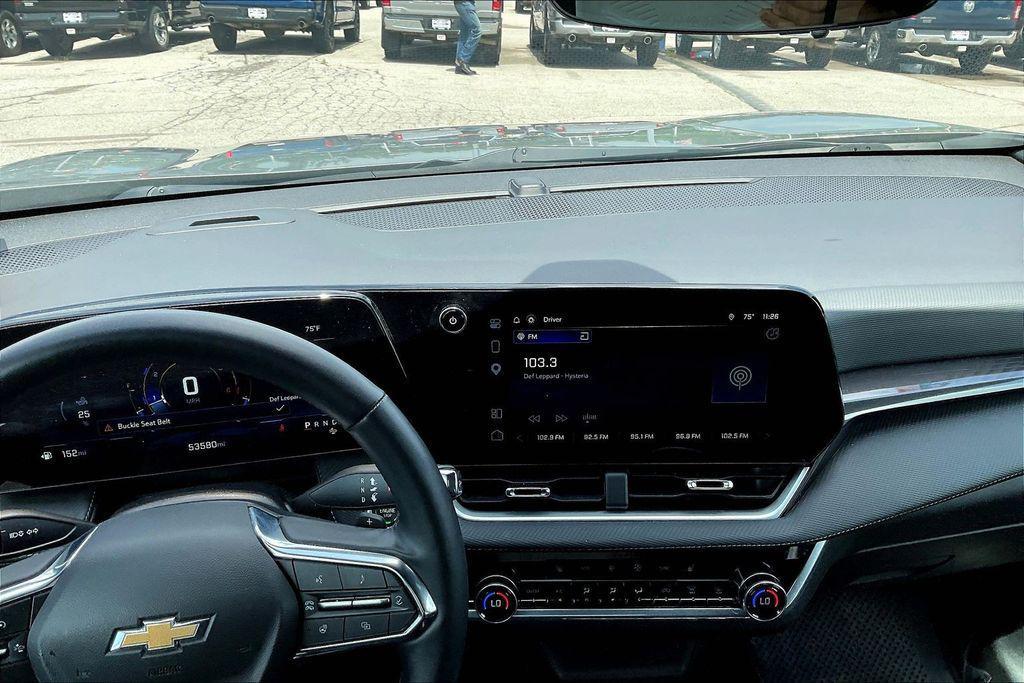 used 2025 Chevrolet Equinox car, priced at $24,888