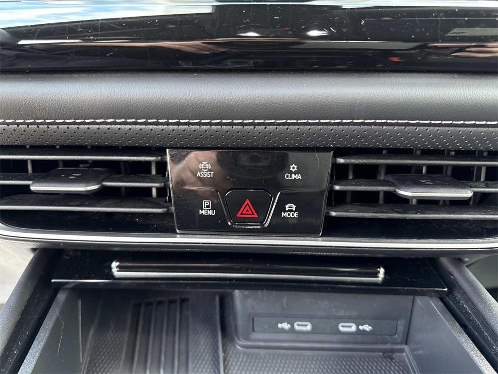 used 2025 Volkswagen Atlas Cross Sport car, priced at $33,600