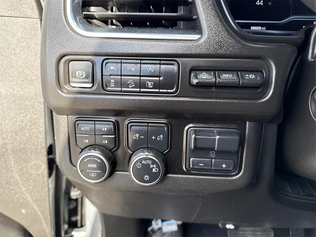 used 2023 Chevrolet Suburban car, priced at $54,872