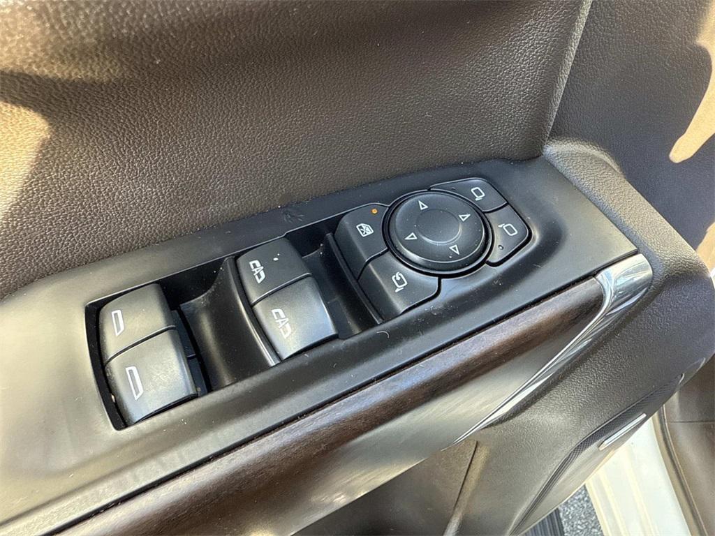 used 2021 GMC Sierra 1500 car, priced at $35,100