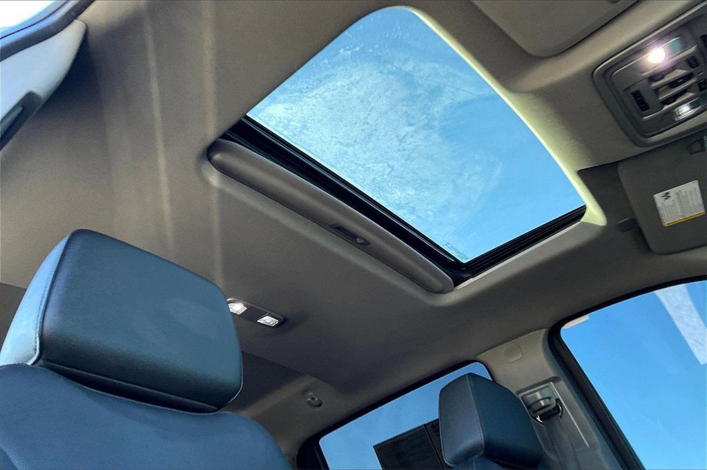 used 2024 Chevrolet Silverado 2500 car, priced at $62,880