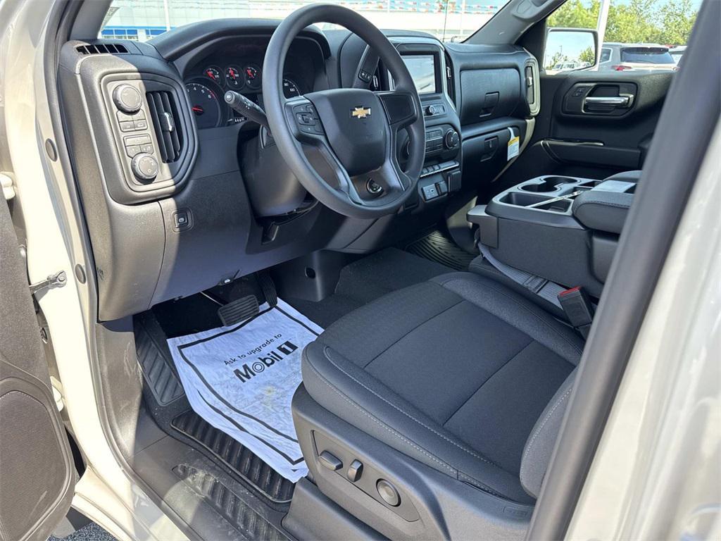new 2026 Chevrolet Silverado 1500 car, priced at $40,450